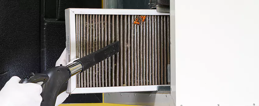 Clogged Air Duct Cleaning Process in Bartow, FL